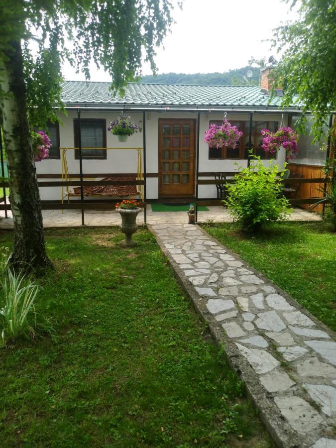 Ribarska Vila Donje Lohovo Bagian luar foto