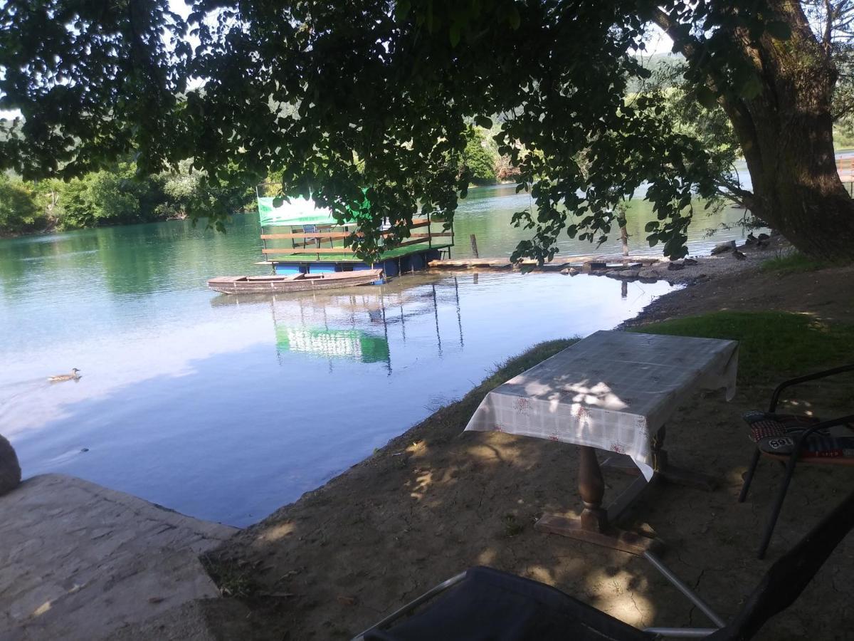 Ribarska Vila Donje Lohovo Bagian luar foto