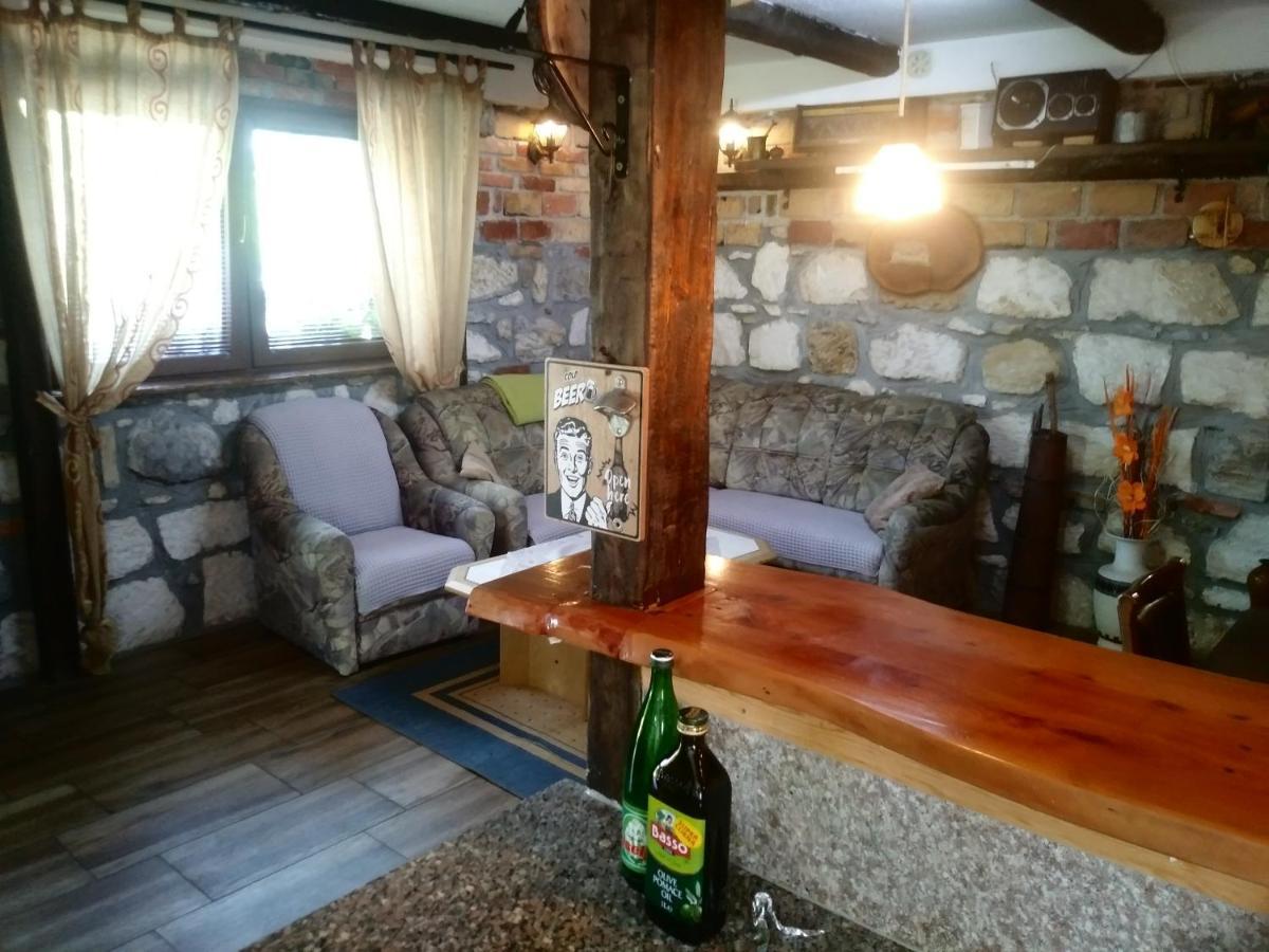 Ribarska Vila Donje Lohovo Bagian luar foto